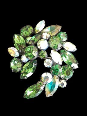 Vintage Regency Signed Green Rhinestone Brooch